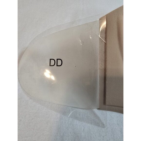 Backless, Strapless Adhesive‎ bras in beige size C & size DD - Picture 5 of 12